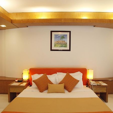 Platinum Suites Dhaka Exteriör bild
