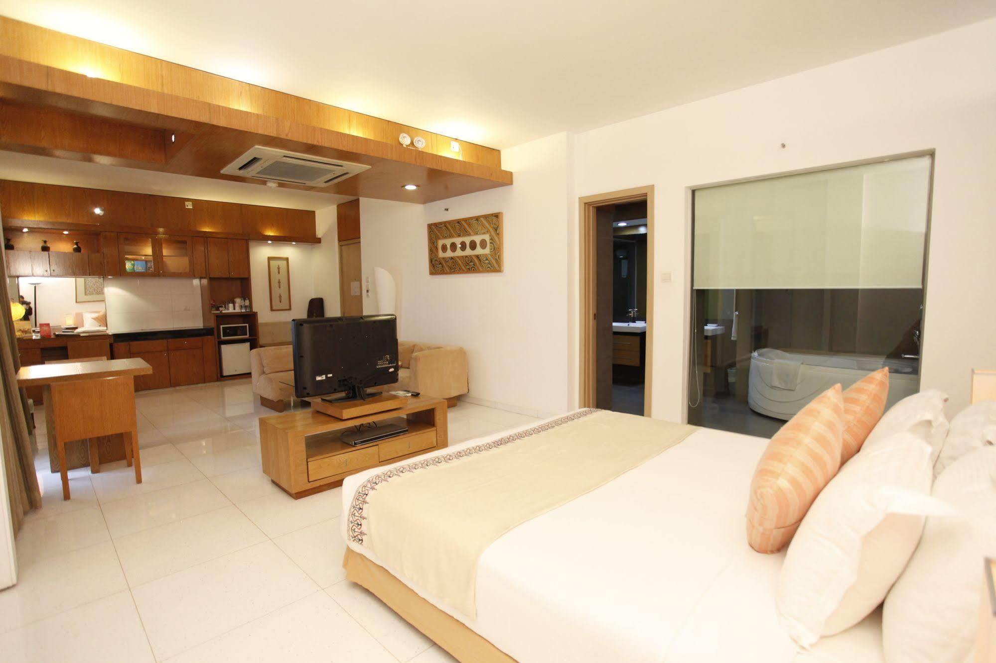 Platinum Suites Dhaka Exteriör bild